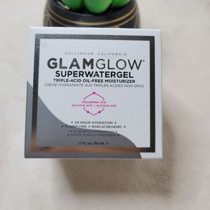 GLAMGLOW SUPERWATERGEL Triple Acid Oil-Free Moisturizer